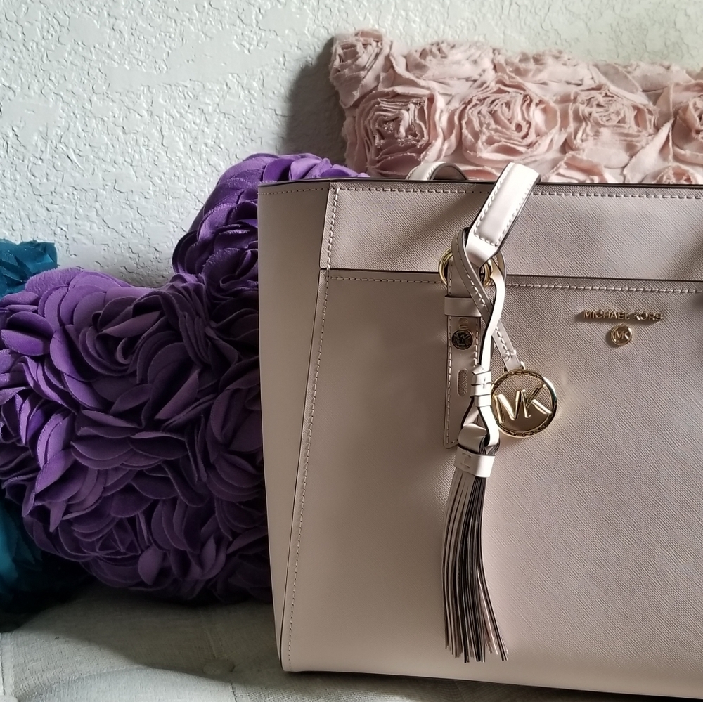 New MK handbag